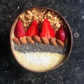 mango kokos smoothie bowl