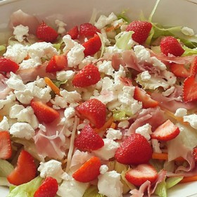 Aardbei geitenkaas salade