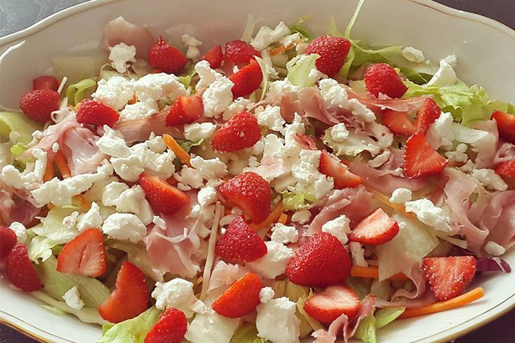 Aardbei geitenkaas salade