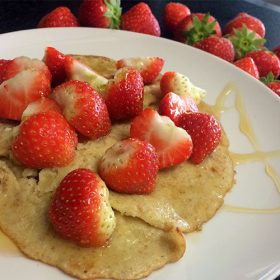 bananenpannekoeken-met-aardbeien