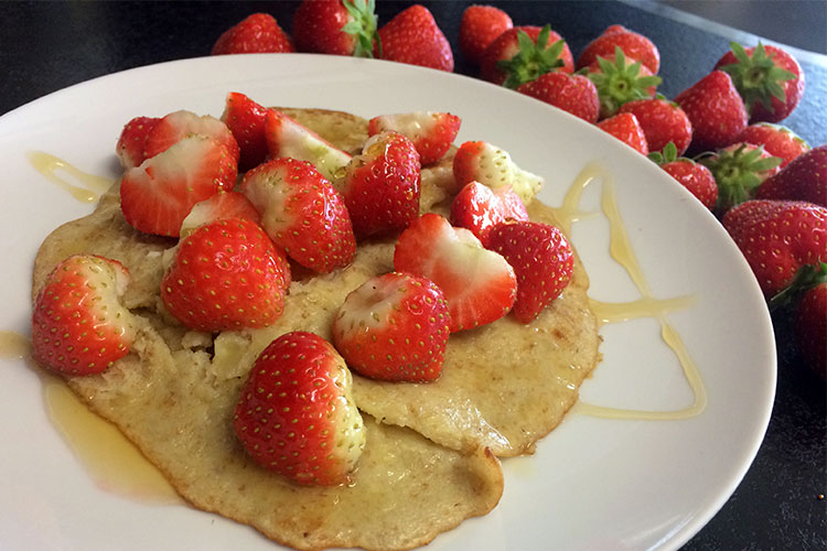 bananenpannekoeken-met-aardbeien