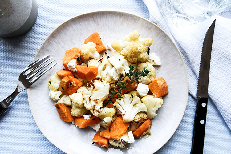 zoete-aardappel-bloemkool-schotel