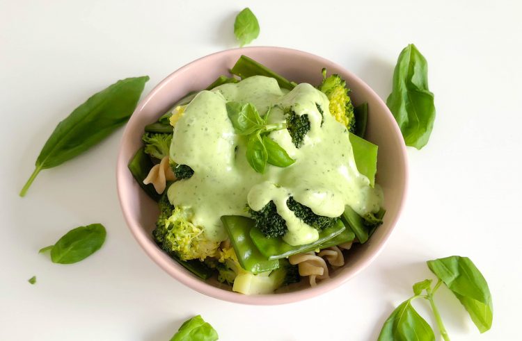 Pasta met broccoli en peultjes