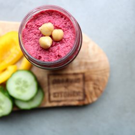 bieten-hummus-lovebeets