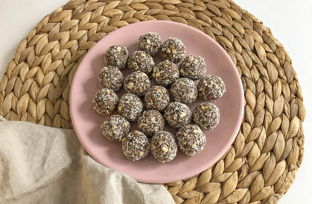 Vegan protein balls