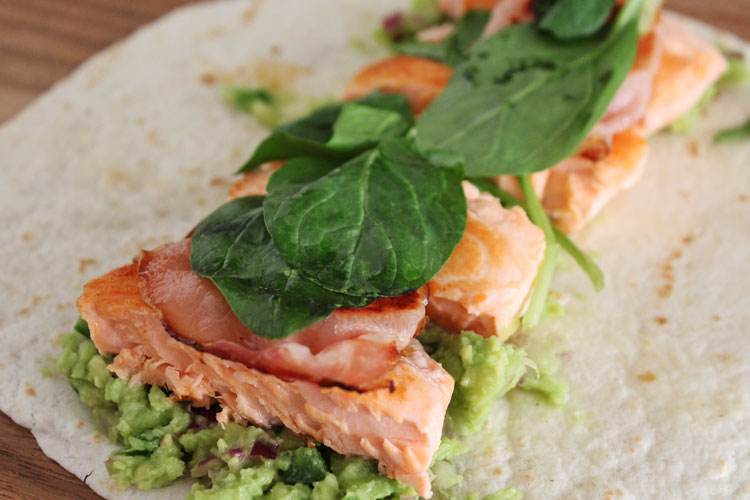 zalmwraps-met-quacamole