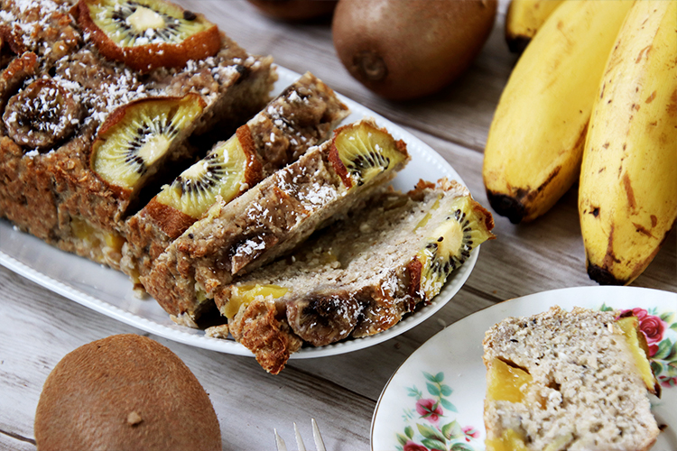 Tropisch Bananenbrood met Kiwi » Organic Kitchen