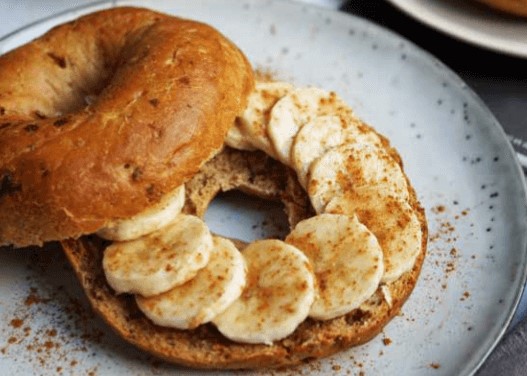 bagels met banaan