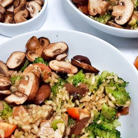 Risotto-met-broccoli-en-kastanjechampignons