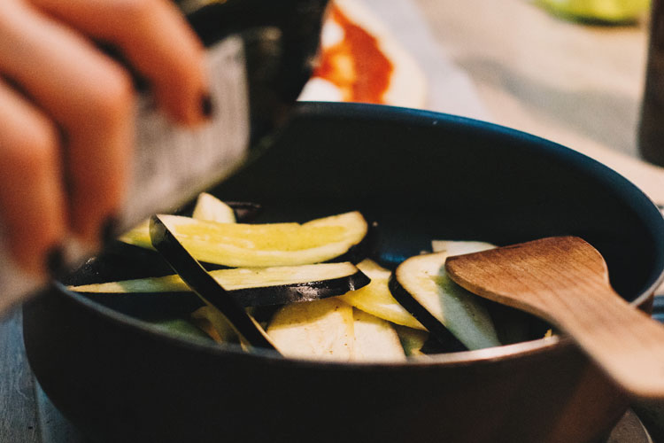 Gegrilde aubergine en courgette